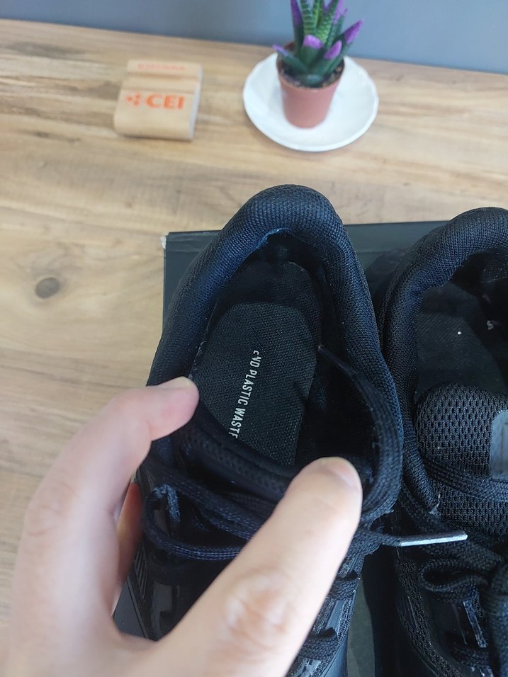 Siyah Kadın Spor Ayakkabı Velcro Detaylı - Görsel 4