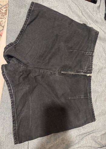 40 Beden Kadın Siyah Midi Kemerli Denim Şort
