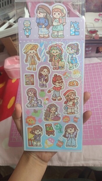  Kız karakter sticker 