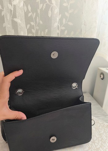 Beden siyah Renk Zincir Detaylı Siyah suni deri Çanta