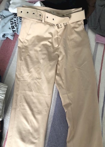 Diğer Bej Kemerli Midi Kumaş Pantolon