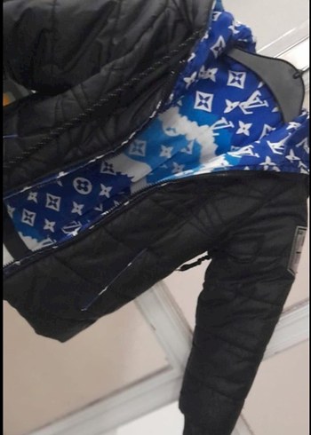 Erkek Çocuk Siyah Kaban - Görsel 3