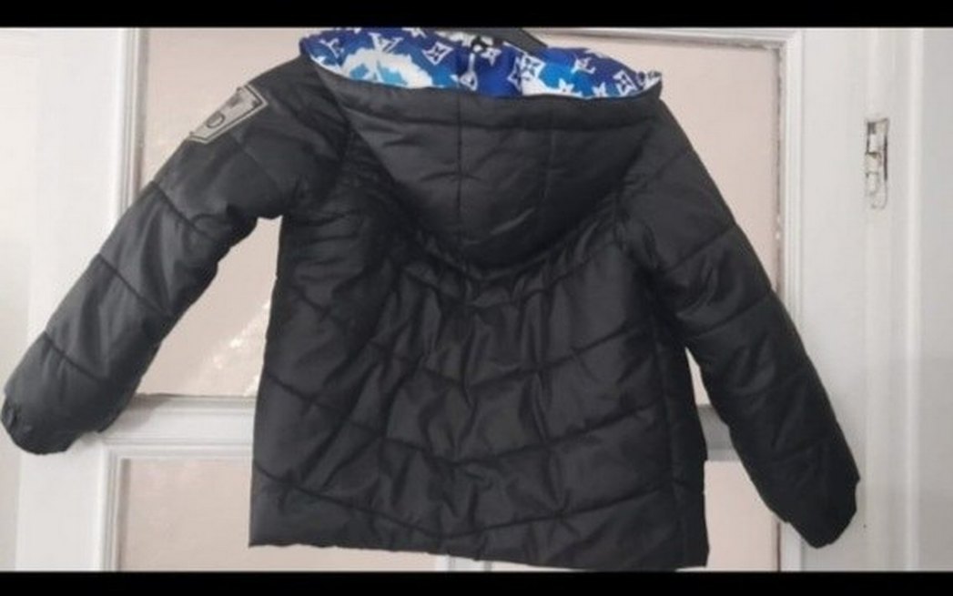 Erkek Çocuk Siyah Kaban - Görsel 2