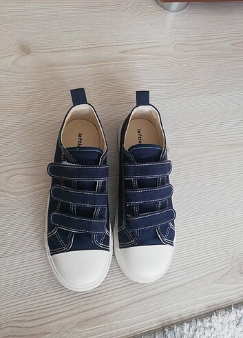Zara Lefties 34 Numara Çocuk Ayakkabı 