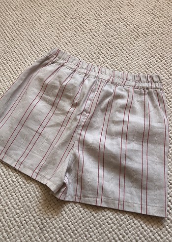 Keten Kumaşlı Çizgili Kuşaklı Mini Şort - Görsel 3