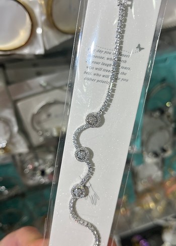 Çelik Zincir Detaylı Yılan Desenli Gri Bileklik - Görsel 3