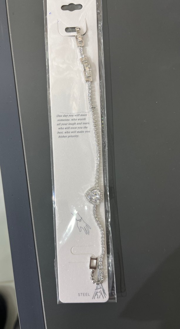 Çelik Zincir Detaylı Beyaz Kadın Bileklik - Görsel 2