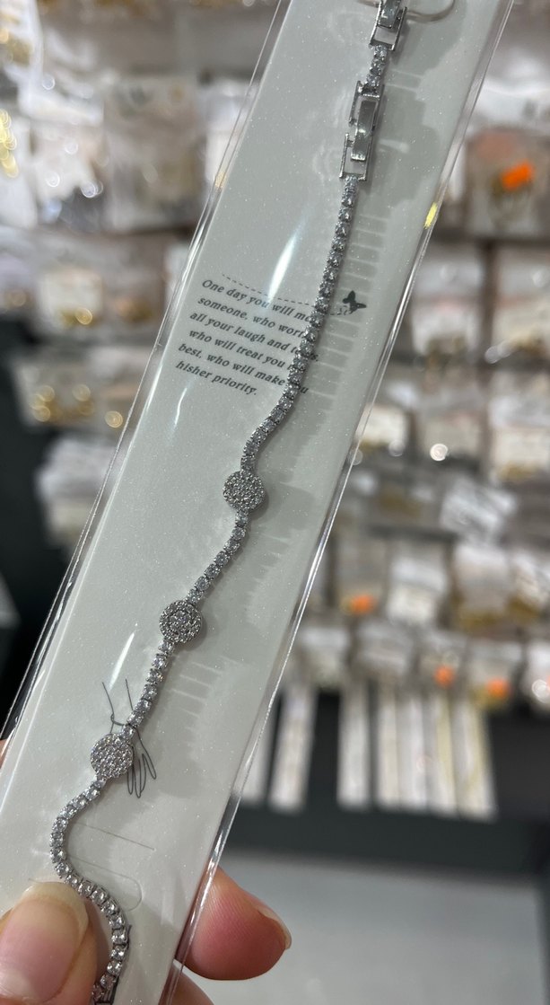 Çelik Yılan Desenli Zincir Detaylı Beyaz Bileklik - Görsel 4