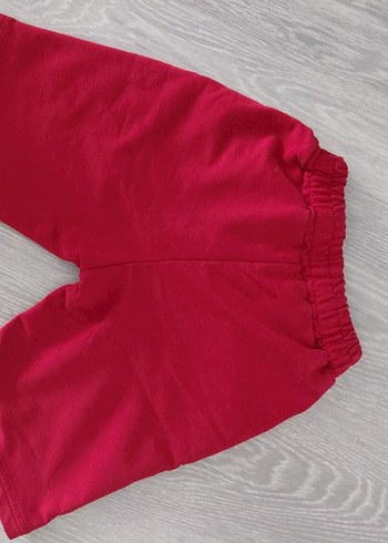 Erkek Kırmızı Adidas Rahat Kesim Şort - Görsel 2