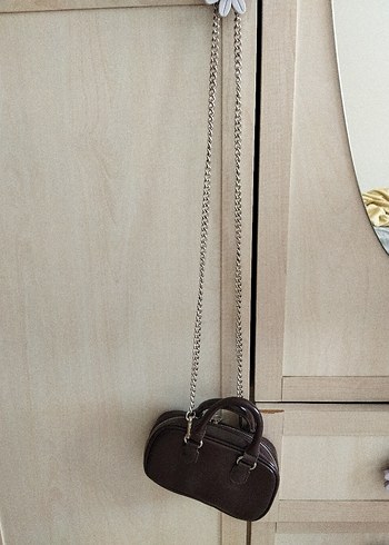 Stradivarius Stradivarius çapraz bağlı boston çanta