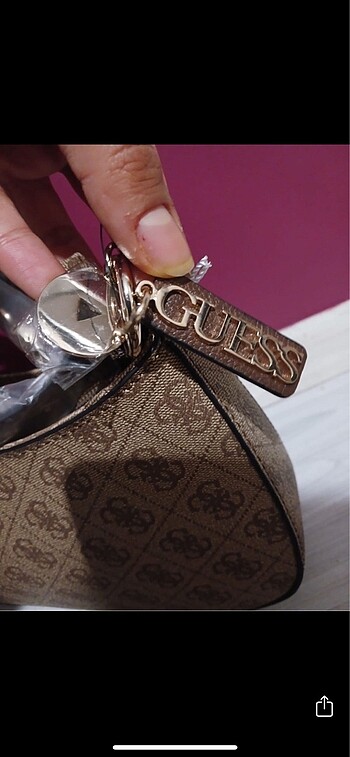 Guess (SATILDI)Orjinal faturalı etiketli