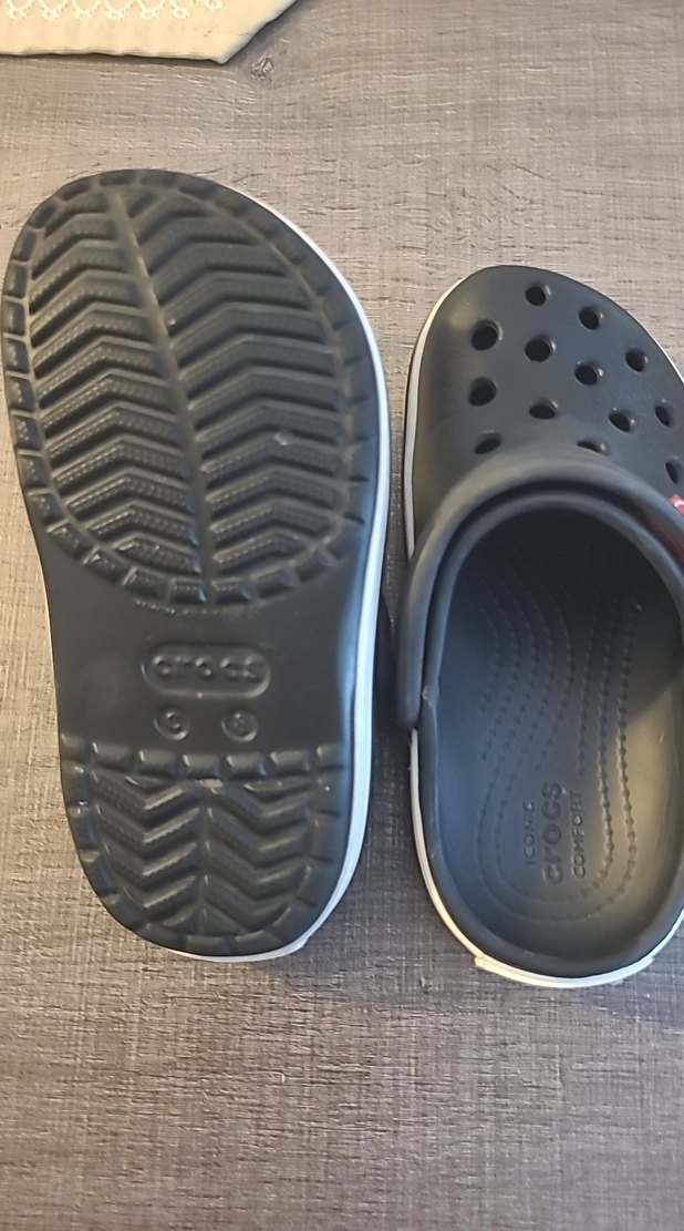 Siyah Erkek Çocuk Terlik - Görsel 3