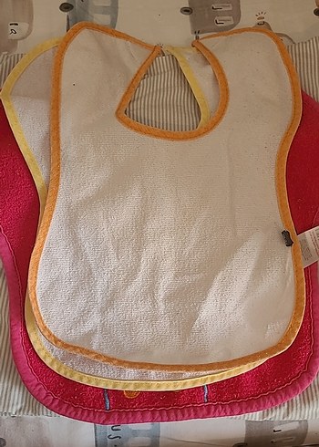 Nakışlı Renkli Pembe Bebek Önlüğü 3 tane - Görsel 3