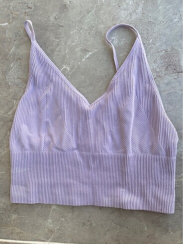Lila crop