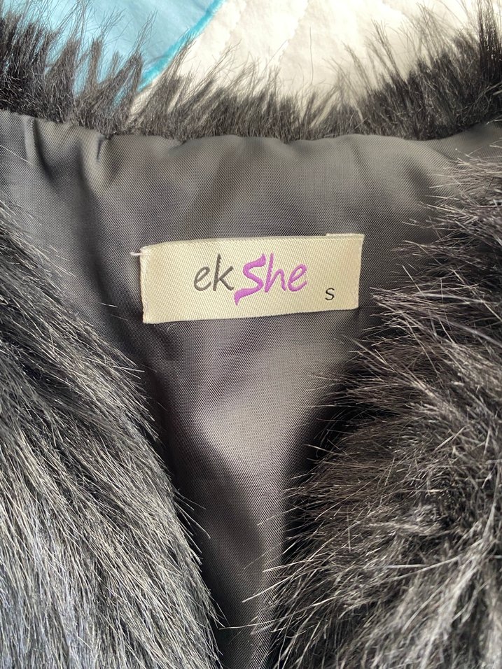 Siyah Gri Kürklü Kadın Yelek - Görsel 2