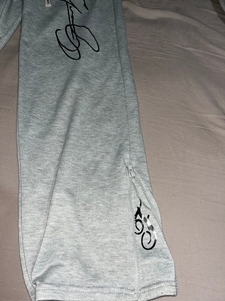 Gri erkek Kapüşonlu ve Eşofman Altı Takımı - Görsel 2