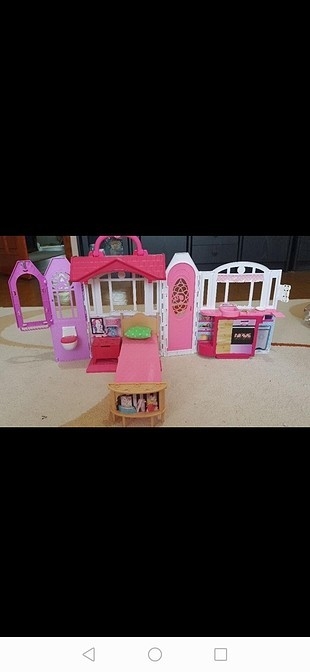 barbi evi