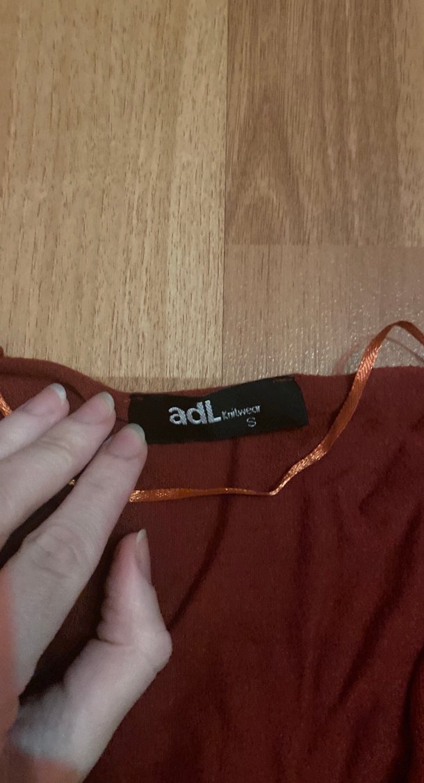 Bordo Süet V Yaka Bluz - Görsel 2