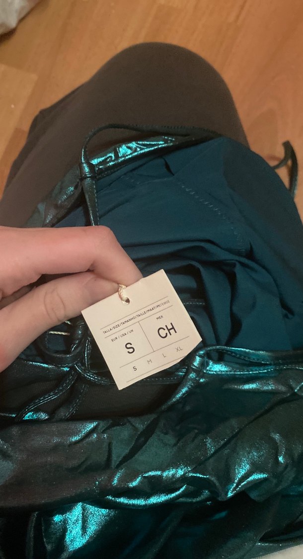 Parlak Turkuaz Askılı Drapeli Mayo - Görsel 4