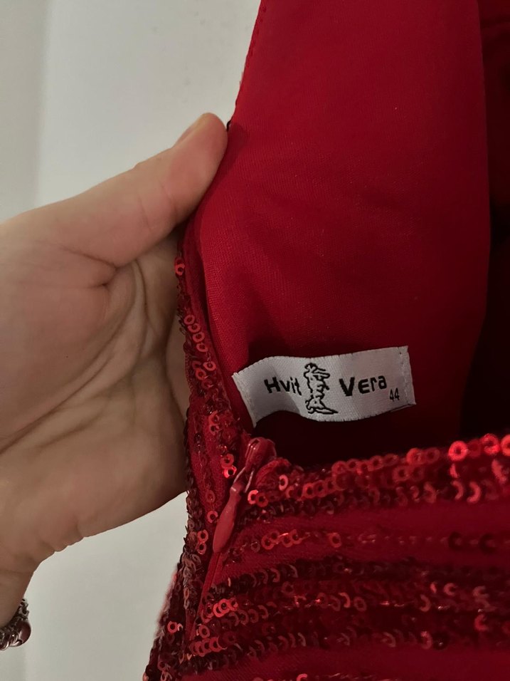 Kırmızı tül detaylı abiye - Görsel 3