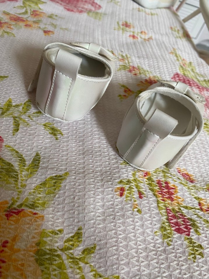 Kız Çocuk Beyaz Fiyonk Detaylı Babet - Görsel 4