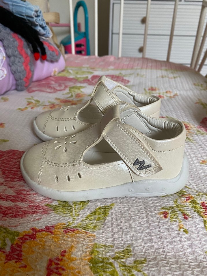 Beyaz Kız Bebek İlk Adım Ayakkabısı - Görsel 4