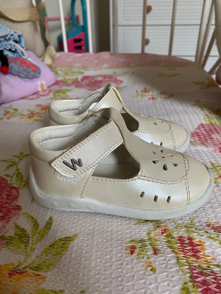 Beyaz Kız Bebek İlk Adım Ayakkabısı - Görsel 2