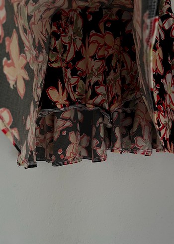 Çiçek Desenli Volanlı Mini Etek - Görsel 4