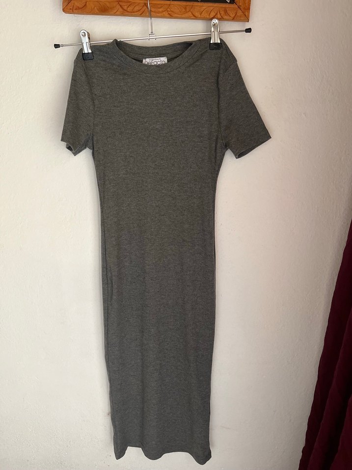 Gri Kısa Kollu Uzun Elbise - Görsel 3