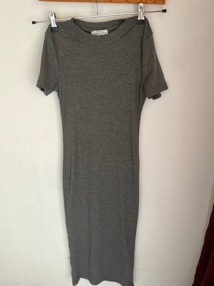 Gri Kısa Kollu Uzun Elbise - Görsel 2