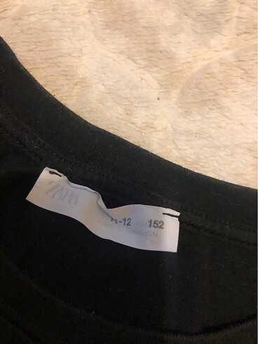 Zara T shirt
