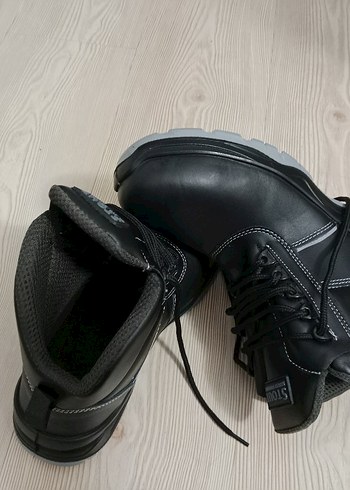 Siyah Sokak Stili Kauçuk Erkek Botları - Görsel 3