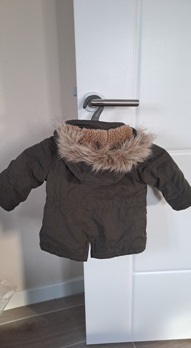 Haki Yeşil Kürklü Erkek Çocuk Mont - Görsel 2