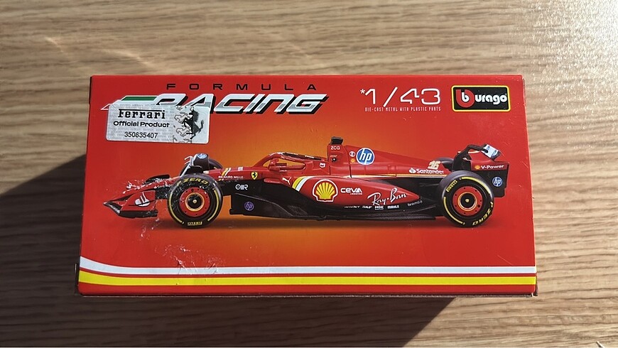 bburago F1 Ferrari SF24 #16