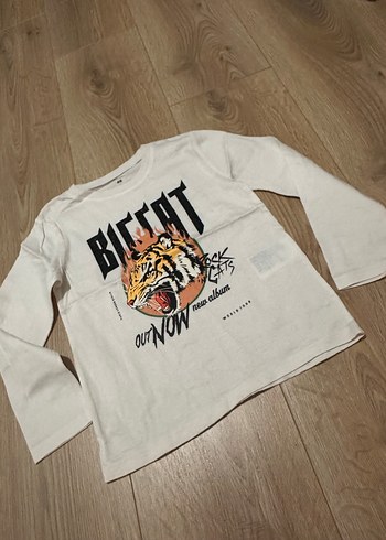 6 Yaş Beden siyah Renk 2 adet H&M Erkek Çocuk T-shirt