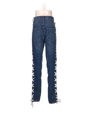 36 Beden H&M Jean / Kot %70 İndirimli.