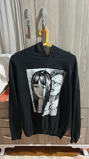 Siyah sweatshirt - S beden -ambar markası