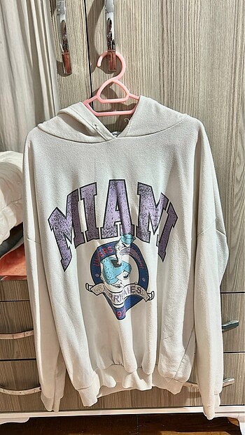 Beyaz sweatshirt - M beden - ambar markası