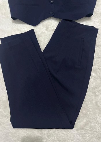 Lacivert Kadın Uzun Kesim Düğmeli Yelekli Takım - Görsel 3