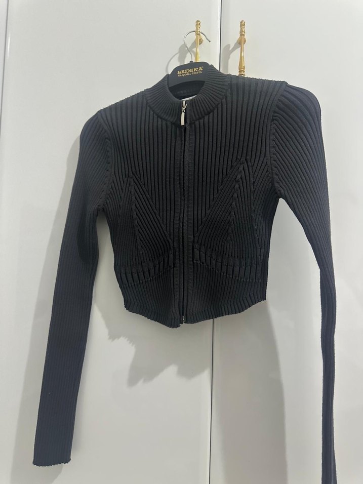 Yüksek Yakalı Siyah Örgü Mini Kazak - Görsel 2