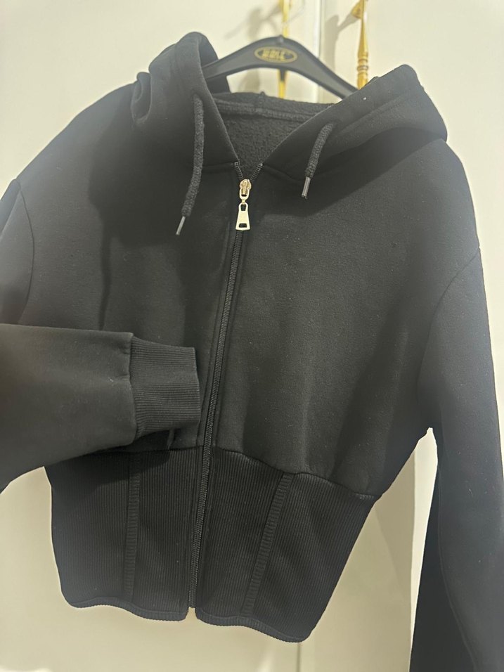 Siyah Fermuarlı Yüksek Yakalı Sweatshirt - Görsel 2