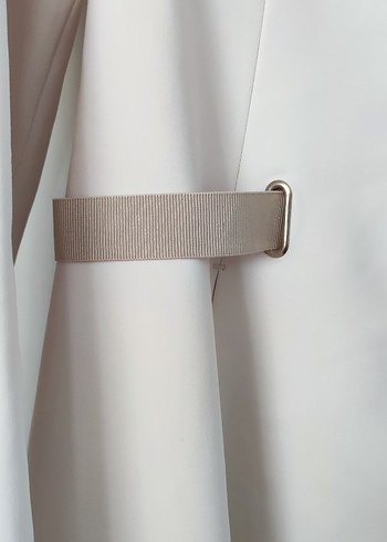 Krem Kemer Detaylı Kadın Blazer Ceket - Görsel 4