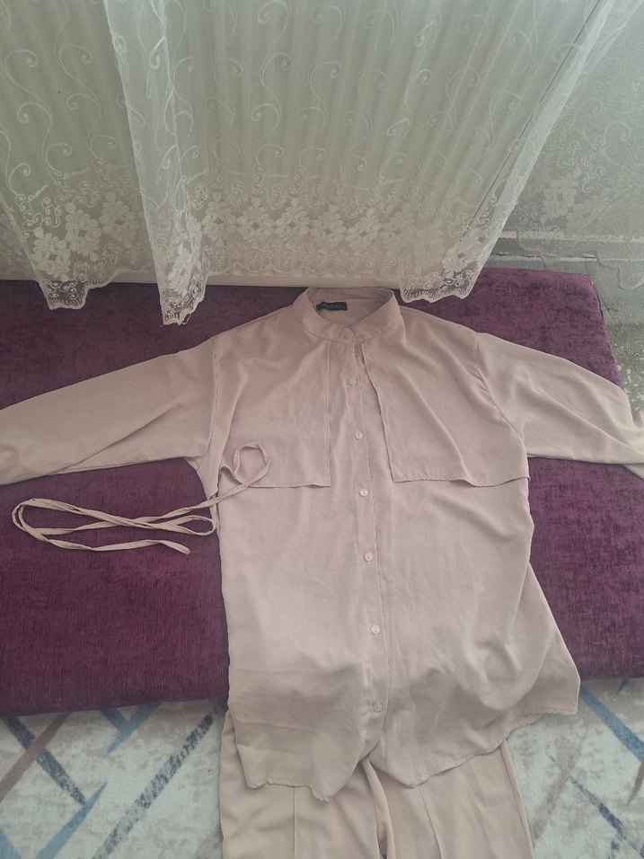 Uzun krem Minimalist Kadın Takım - Görsel 4