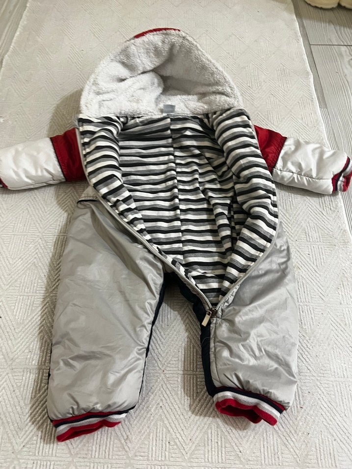 Gri Kapüşonlu Erkek Bebek Kayak Tulumu - Görsel 5