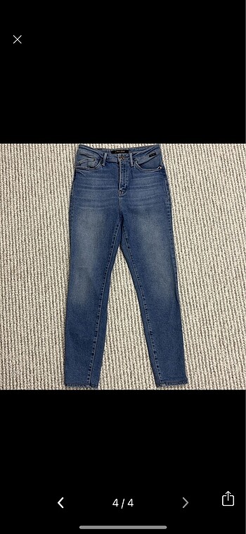 27 Beden mavi Renk Mavi jean pantolon