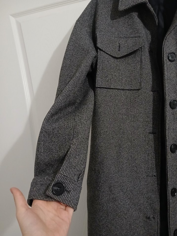 Düğmeli Gri Uzun Kaban - Görsel 3