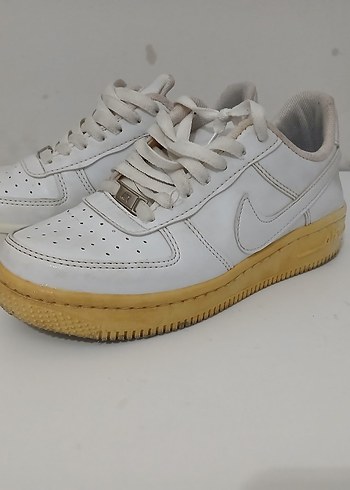 Beyaz Minimalist Kadın Spor Ayakkabı - Görsel 3