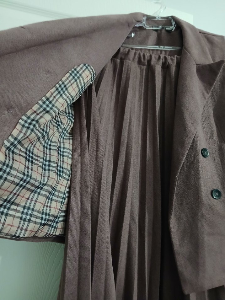 Düğmeli Bej Keten Kadın Uzun Ceket ve etek - Görsel 4