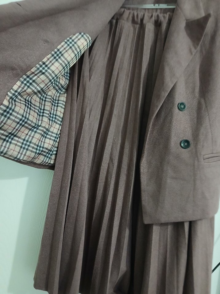 Düğmeli Bej Keten Kadın Uzun Ceket ve etek - Görsel 3