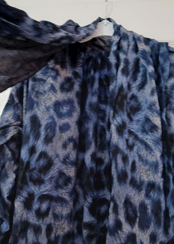 Kadın Mavi uzun tesettür elbise şal beraber - Görsel 4